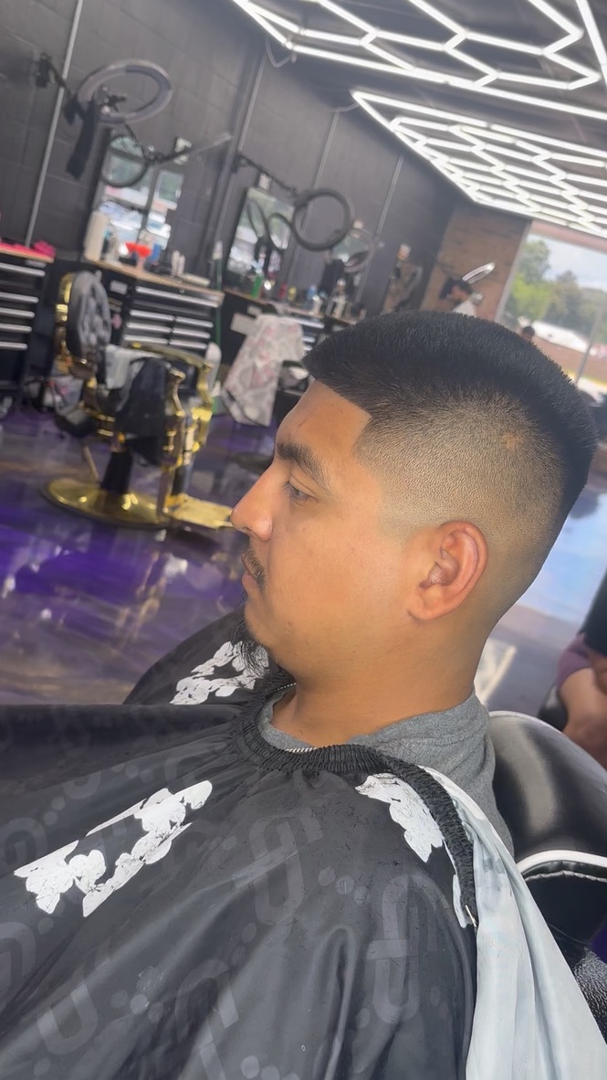 Adult taper haircut by JT's Clips